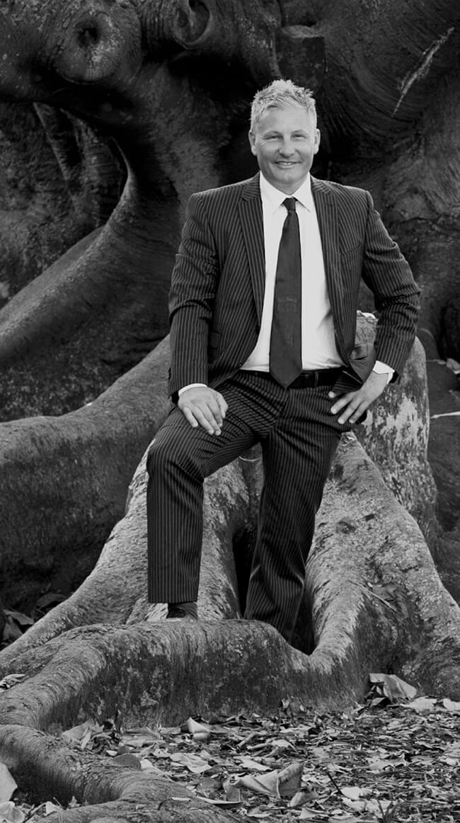 Stefan Lepionka, Earth Group